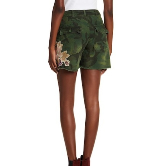 Delist 4/30‼️Free People Embroidered Floral Shorts - Picture 2 of 7